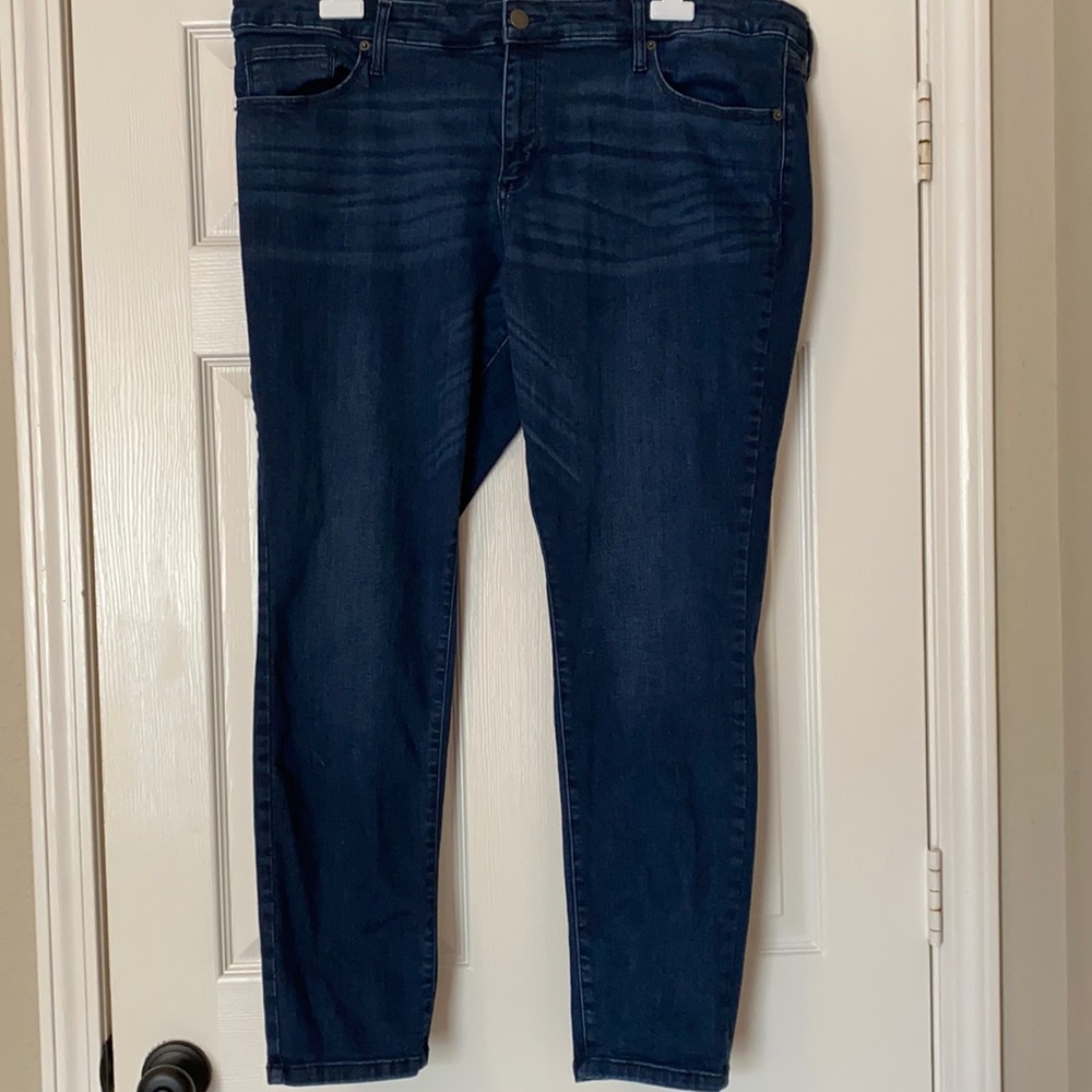 Universal Thread Dark Wash Skinny Jeans Size 20WR